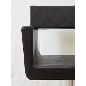 Fauteuil de coiffeur en cuir noir n°825