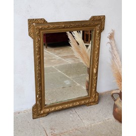 Miroir en bois sculpté doré n°952