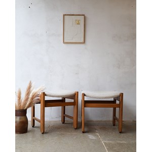 Paire de poufs en laine et bois n°75