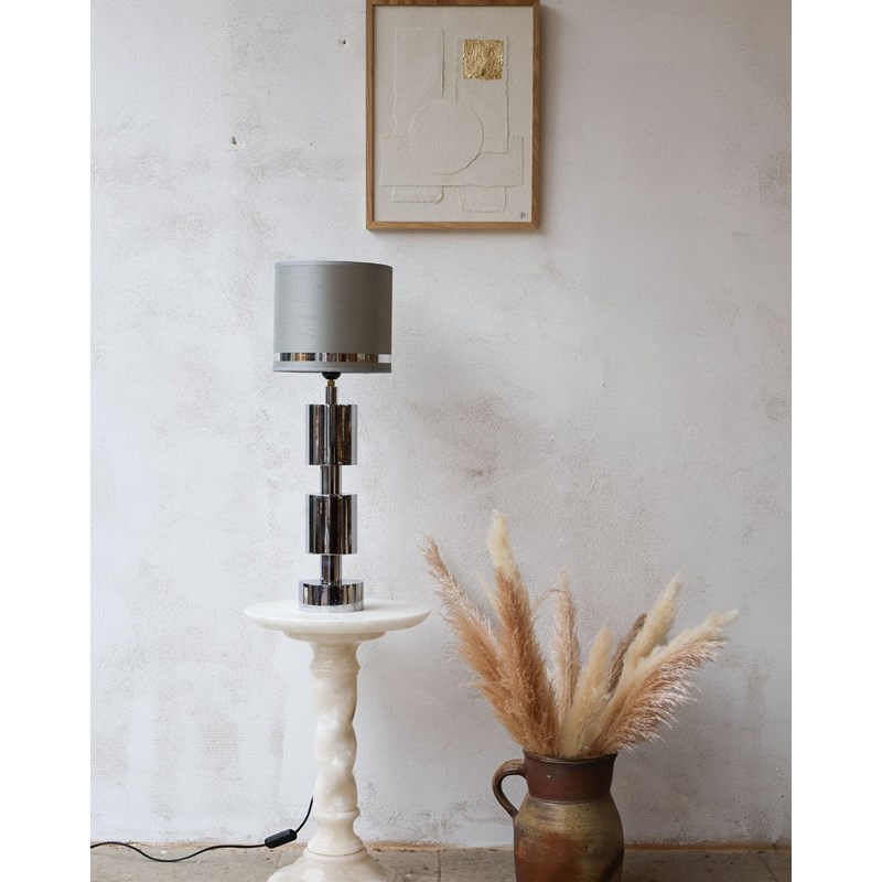 Julia, la lampe à poser chromée n°642