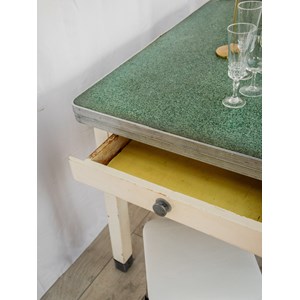 Table à manger vintage en inox n°571