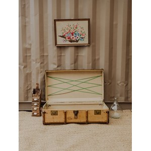 Lucienne, la malle vintage en bois n°257