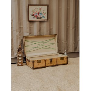 Lucienne, la malle vintage en bois n°257