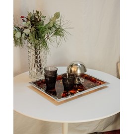 Marcel, le plateau en lucite n°142