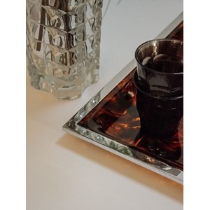 Marcel, le plateau en lucite n°142