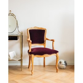 Fauteuil en velours violet n°689