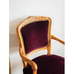 Fauteuil en velours violet n°689