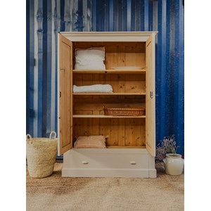 Blandine, l'armoire beige en bois n°318