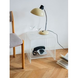 Table d'appoint en plexiglass n°799