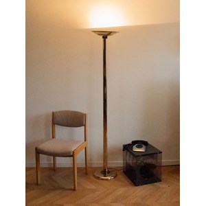 Julien, le grand lampadaire doré n°292