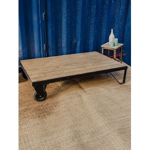 Table basse industrielle en bois et métal n°765