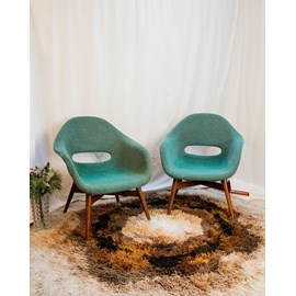 Paire de fauteuils en tissu n°837