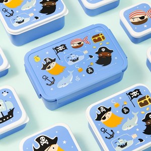 Lunch box pirates