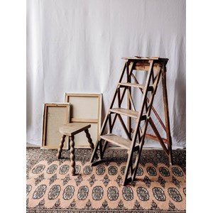 Denis, l'escabeau en bois patiné n°26