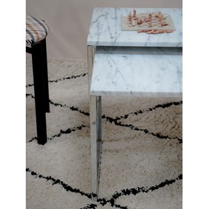 2 tables gigognes en marbre et métal n°136