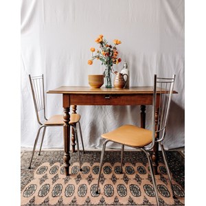 Table à manger en bois clair n°594