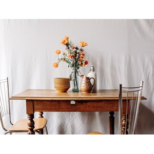 Table à manger en bois clair n°594