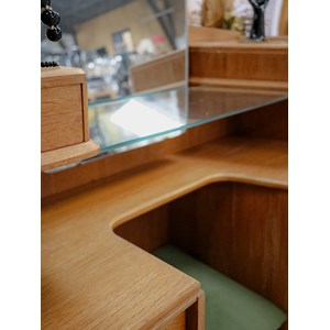 Grande coiffeuse en chêne n°240