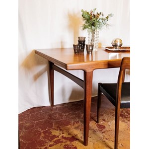 Table à manger en bois de palissandre n°1079