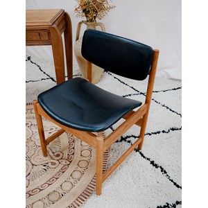 Chaise en teck et simili cuir n°1257