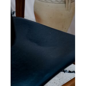 Chaise en teck et simili cuir n°1257