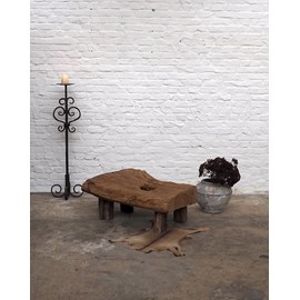 Table basse brutaliste en chêne n°448