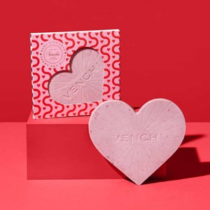 Cœur en chocolat blanc et éclats croquants d'amandes venchi