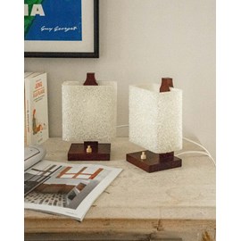 Paire de lampes texturées en bois n°694