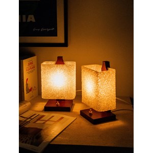 Paire de lampes texturées en bois n°694