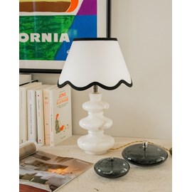 Lampe en albâtre blanche et noire n°706