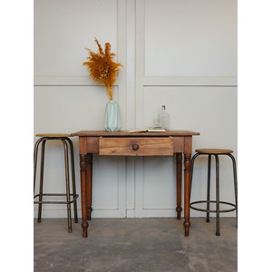 Romy, la table à manger en bois n°590