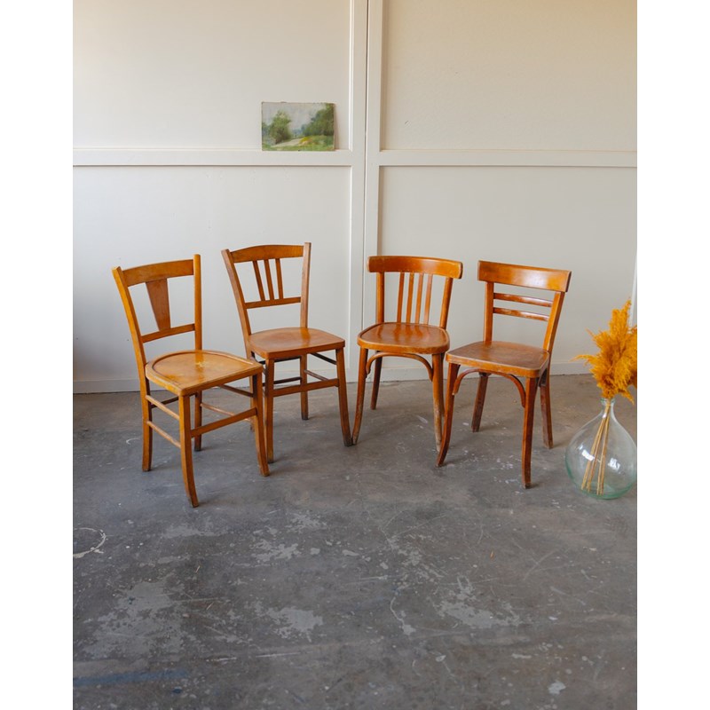 Debongout - Lot de 4 chaises bistrot en bois n°986