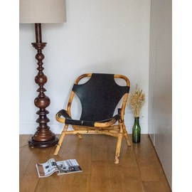 Grand fauteuil en rotin et cuir n°859