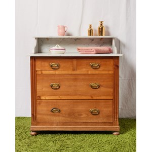 Coiffeuse en marbre blanc n°249