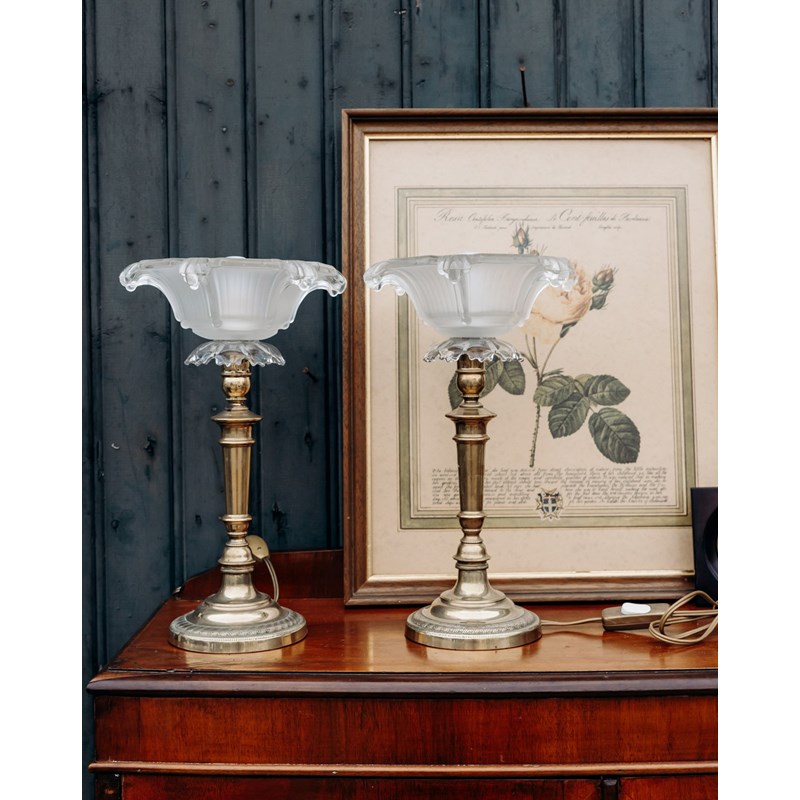 Paire de lampes en laiton et verre n°484