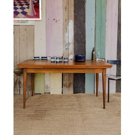 Karla, la table à manger en teck n°1080