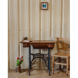 Table machine à coudre en bois et fer n°688