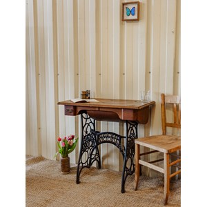 Table machine à coudre en bois et fer n°688