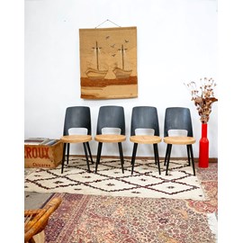 Lot de 4 chaises en hêtre n°1250