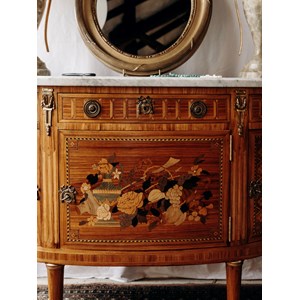 Commode en bois et marbre n°242