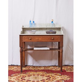 Coiffeuse en marbre blanc n°247