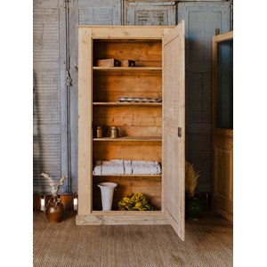 Blandine, la bonnetière en bois n°334