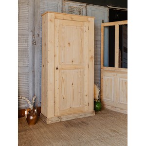 Blandine, la bonnetière en bois n°334