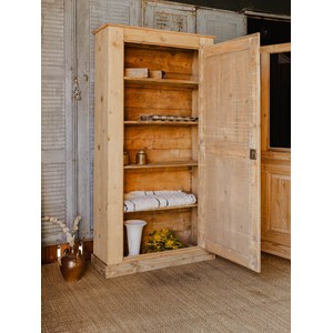 Blandine, la bonnetière en bois n°334