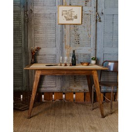 Karla, la table à manger en bois n°1081