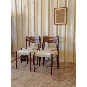 Lot de 4 chaises scandinaves n°1270