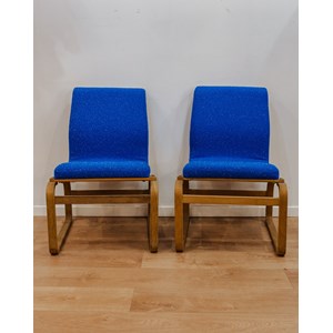 Paire de fauteuils en tissu bouclette bleu n°700