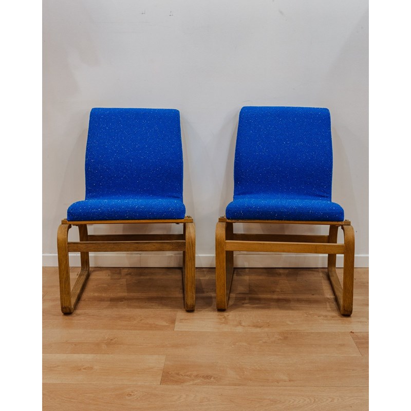 Paire de fauteuils en tissu bouclette bleu n°700