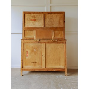 Vaisselier en pin et vert moucheté n°37