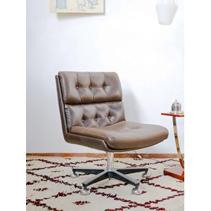 Jakob, le fauteuil en simili cuir n°841